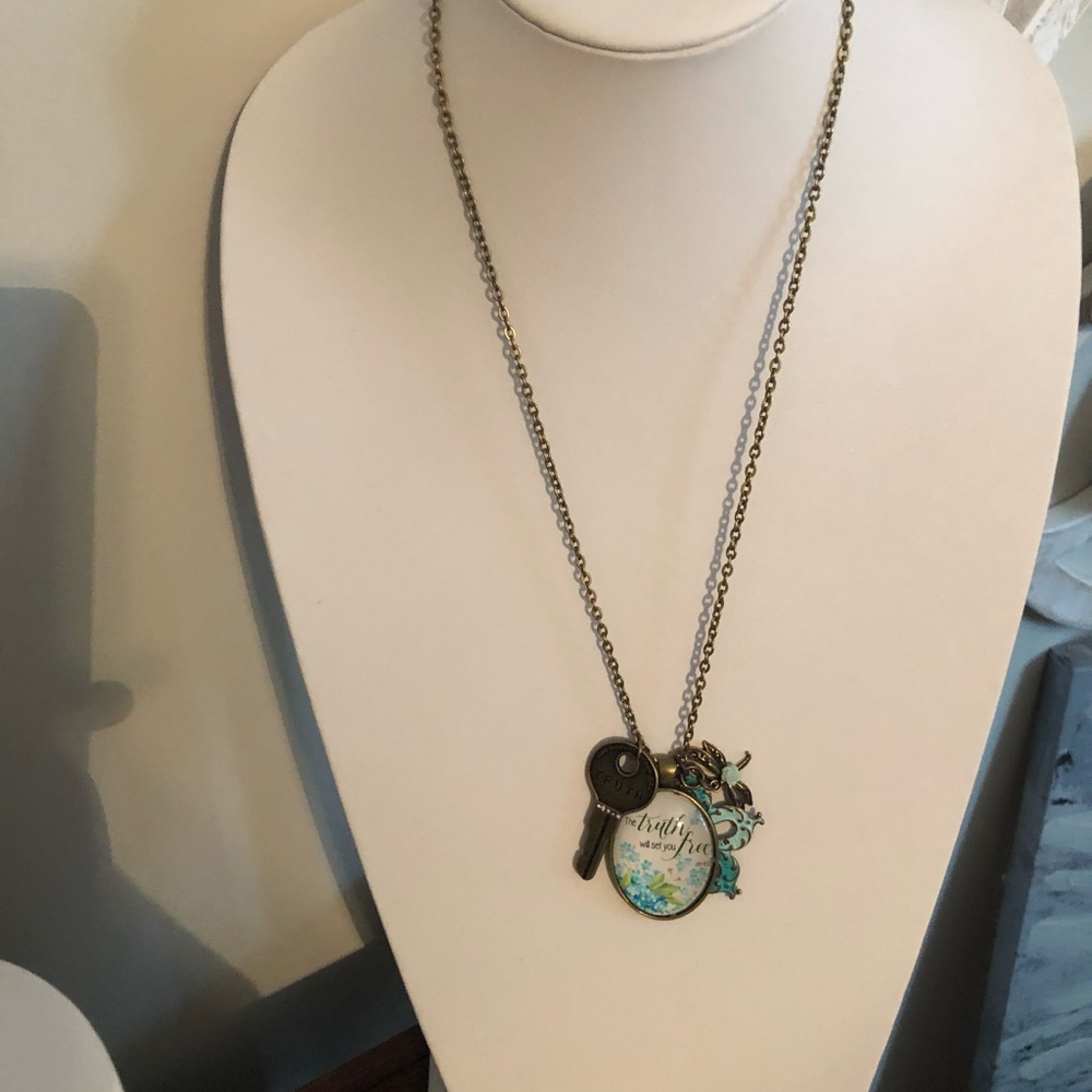 26’ scripture necklace - Picture 3 of 3